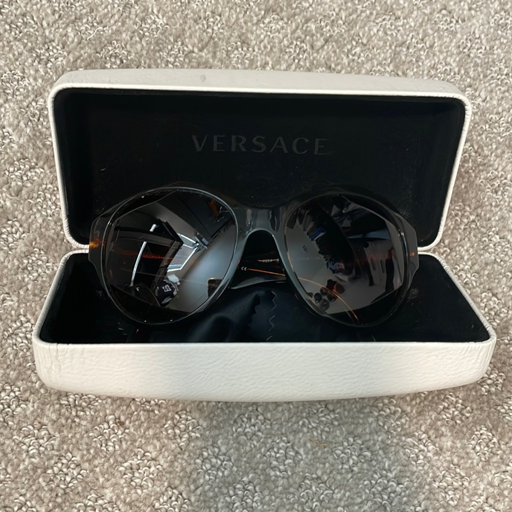 Versace Mod 4254 Brown tortoise gold medusa sunglasses